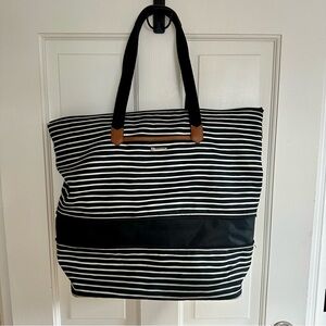STELLA & DOT Medium Expandable Tote